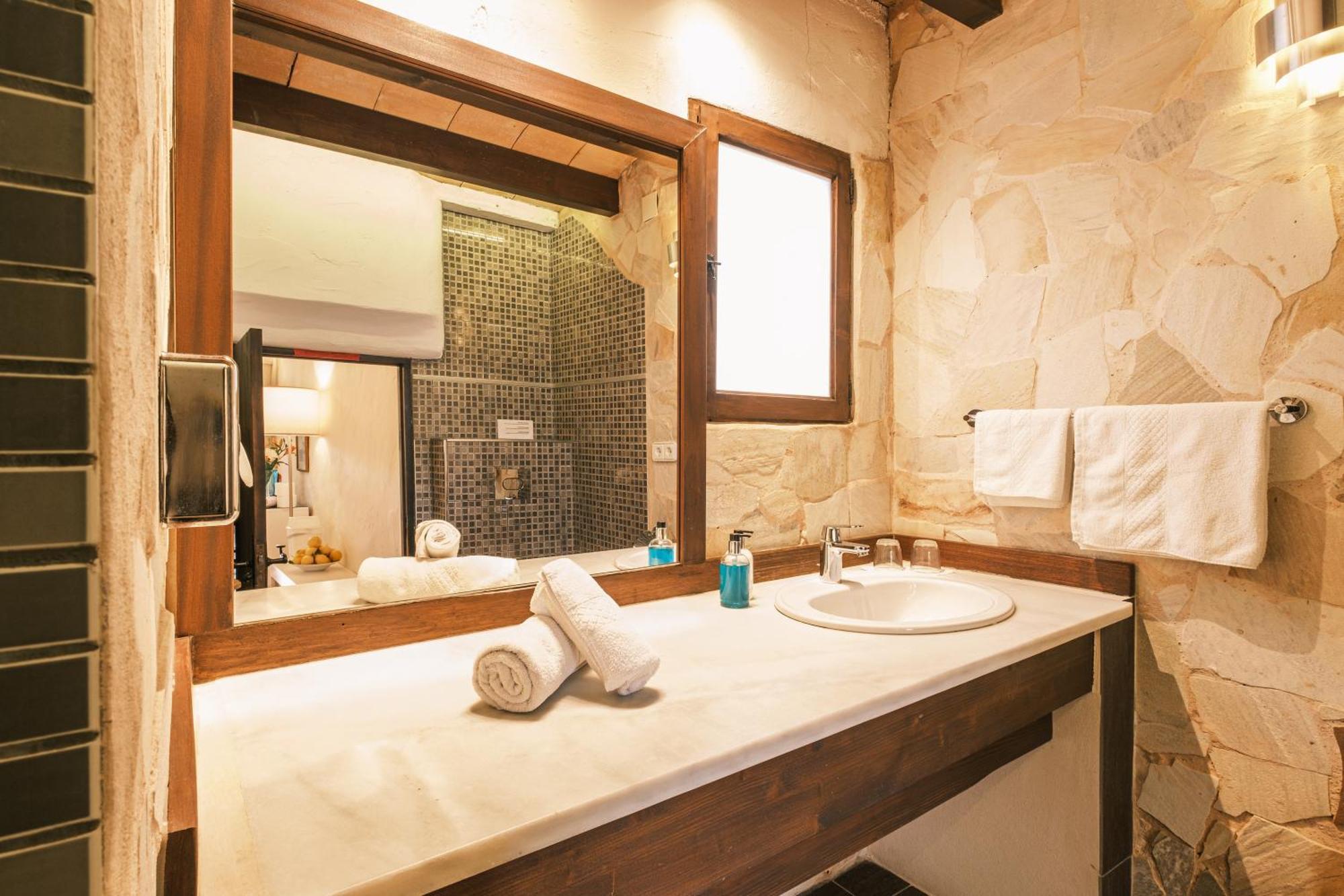 Finca Can Toni Sant Jordi de ses Salines Ngoại thất bức ảnh